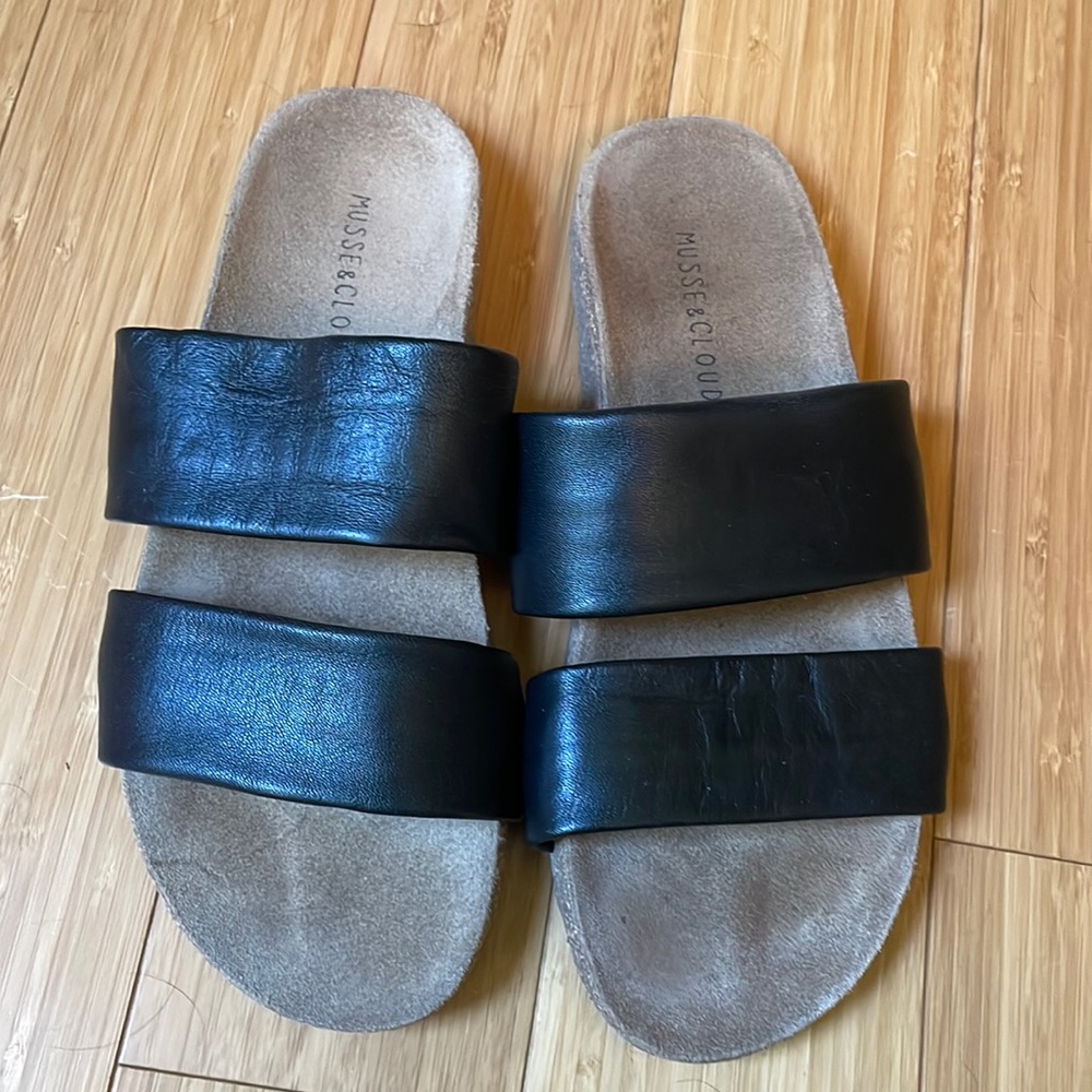 Muse and cloud womens size 8 sandal